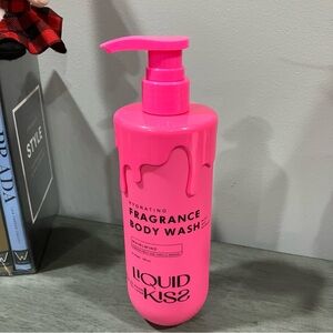 Liquid Kiss Hydrating Fragrance Body Wash in the "Whirlwind" scent